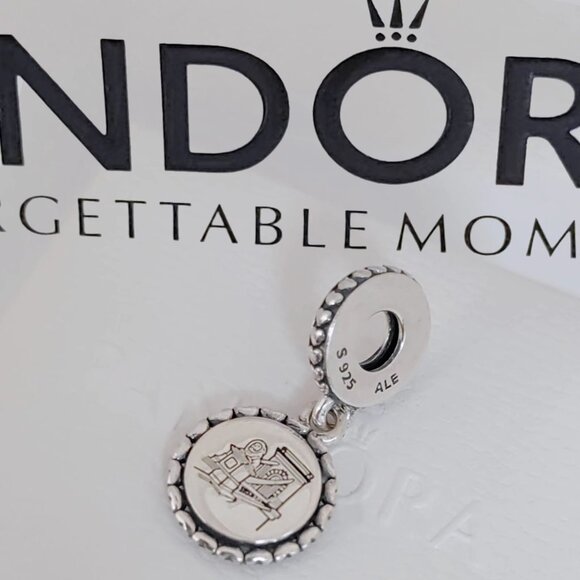 Pandora Budapest Dangle Charm Hungary Charm Travel Charm S925 Silver Pendant - Picture 1 of 7